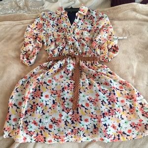 NWT Charlotte Russe floral dress small